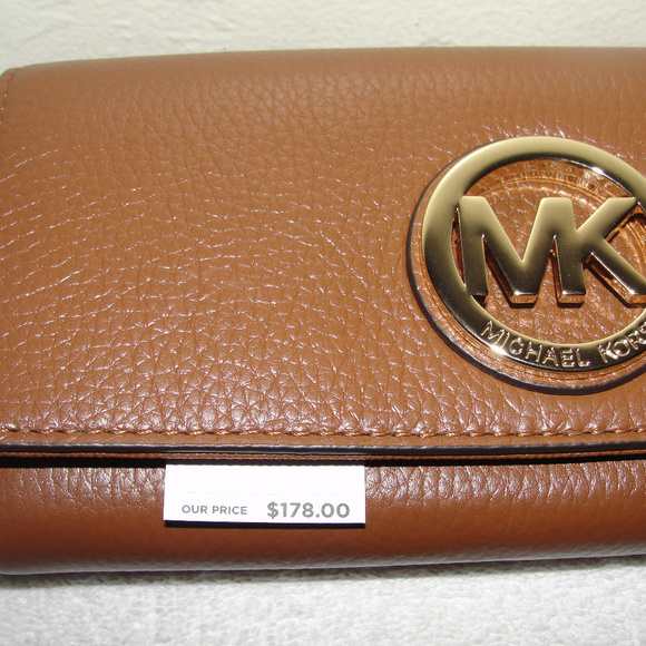 NWT/brand new brown wallet by Michael kors - Picture 2 of 6